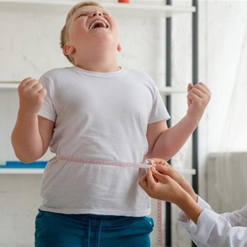 السمنة عند الأطفال .. أسبابها وطرق علاجها