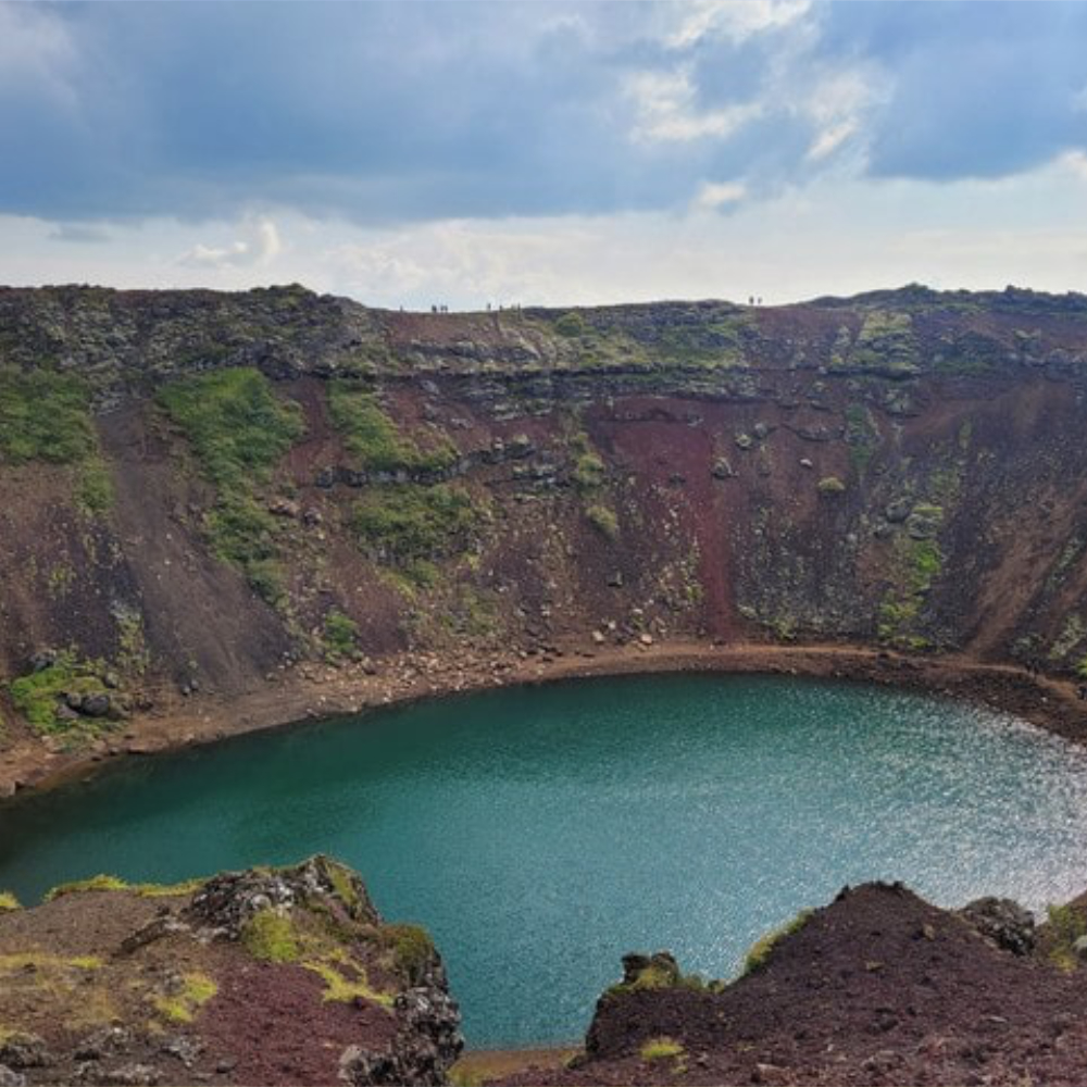 "الدائرة الذهبية" رحلة في قلب الطبيعة والتاريخ الآيسلندي